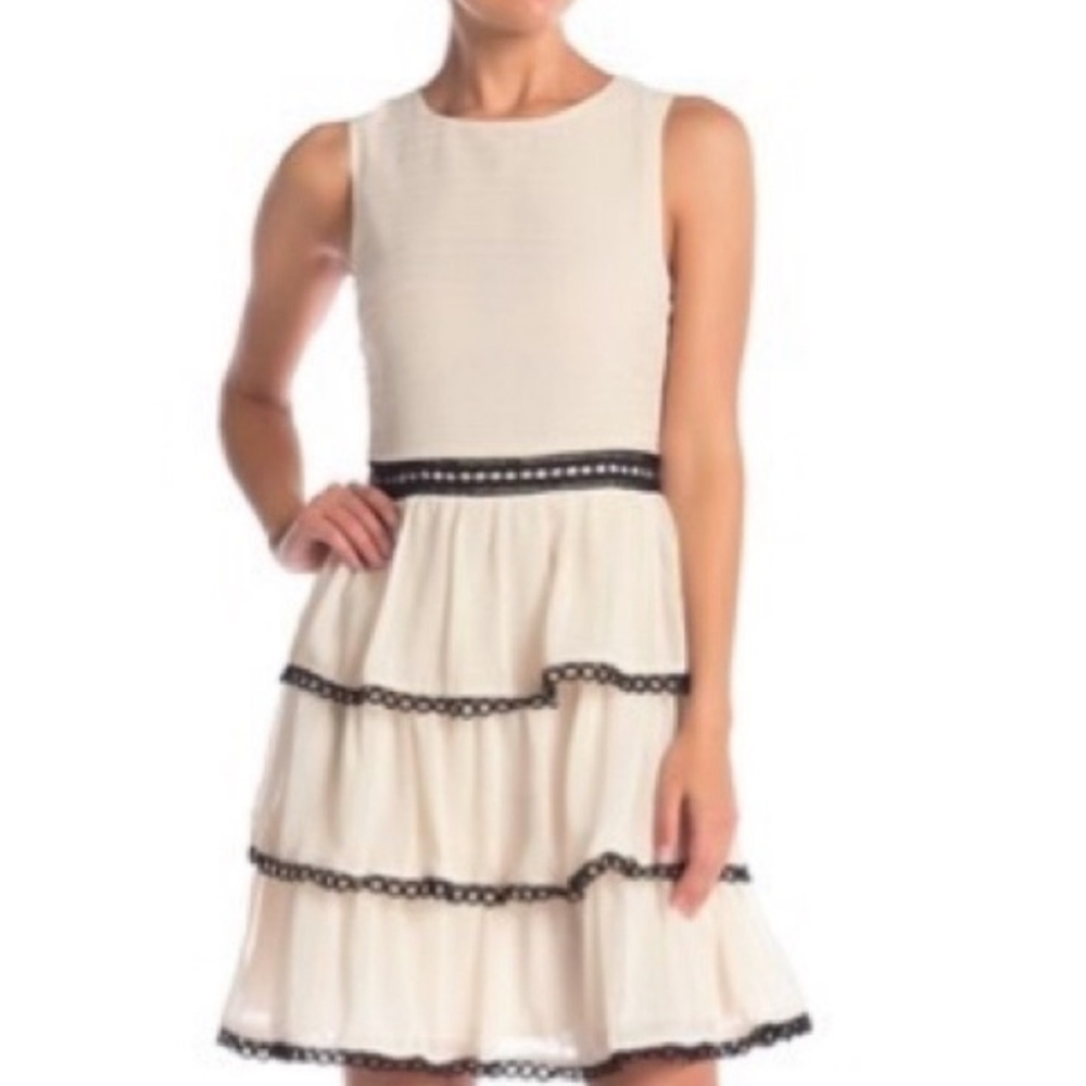 Endless Rose size S teen/ young women crochet lace dress great condition